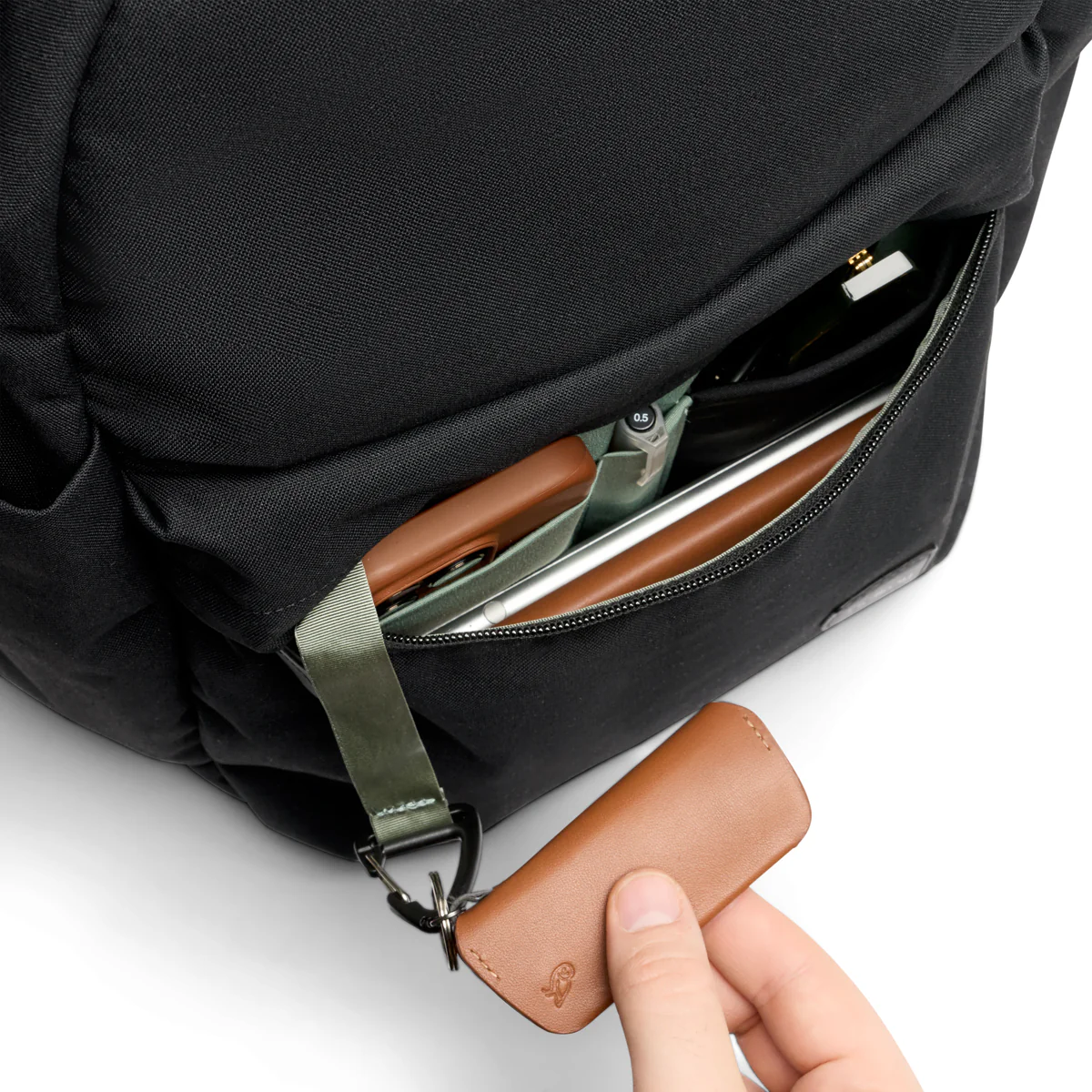 Classic Daypack - Image 5