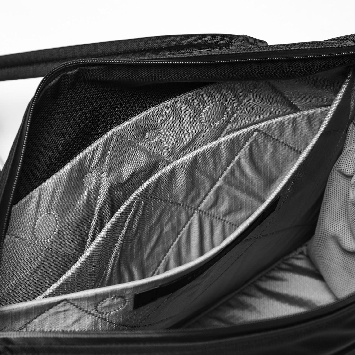 WPT Shldr Tote - Image 13