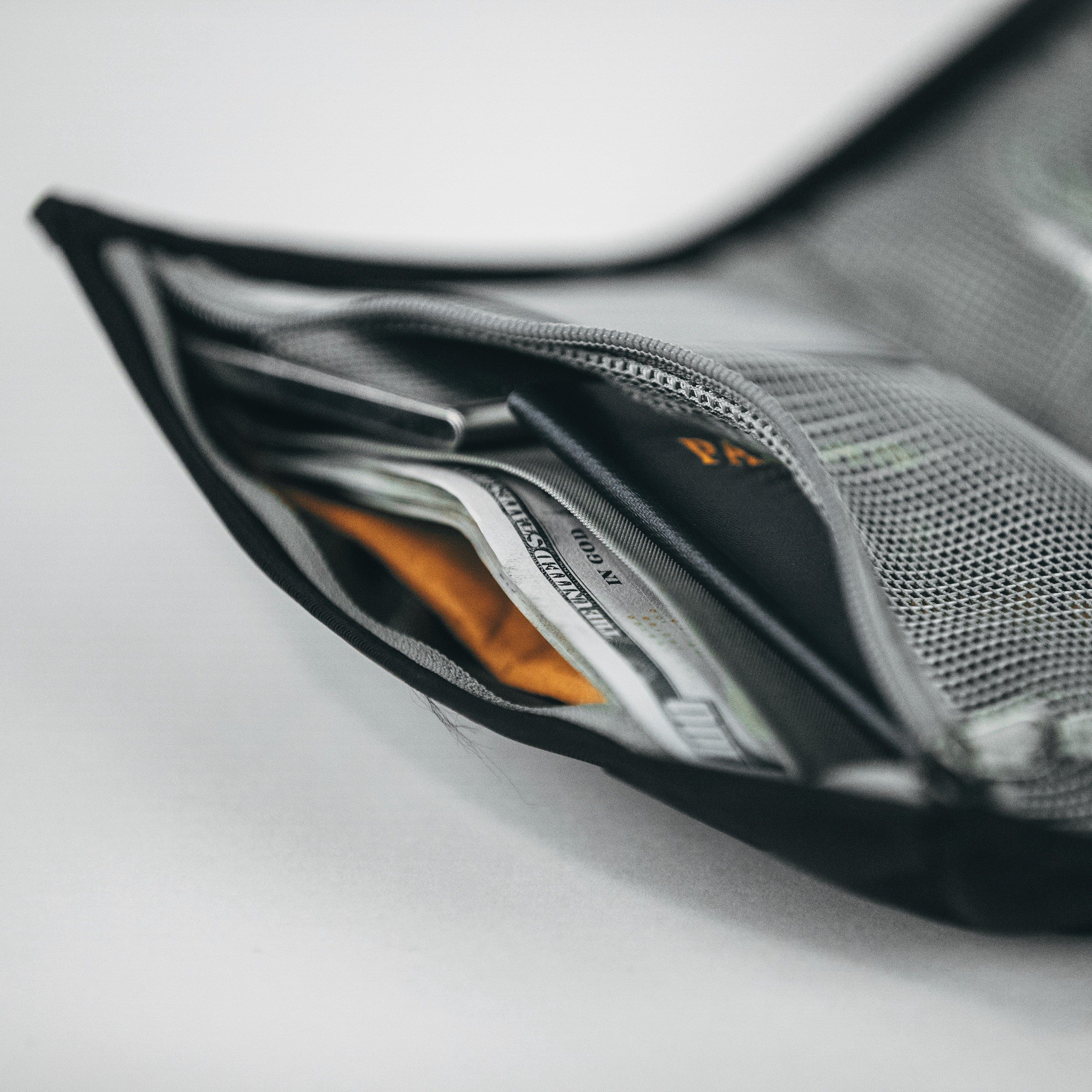 Civic Access Pouch 1 L - Image 8