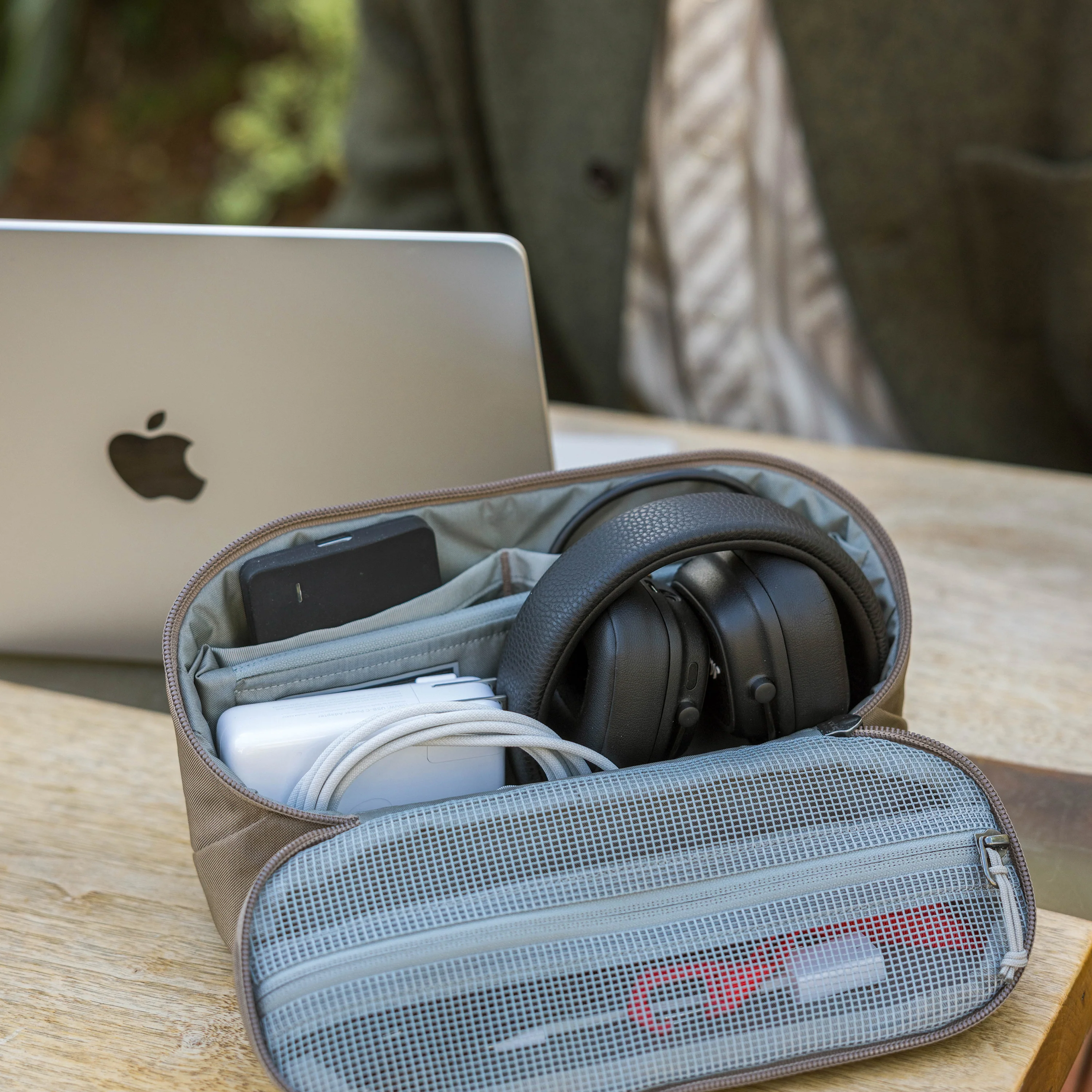 Civic Access Pouch 2 L - Image 40