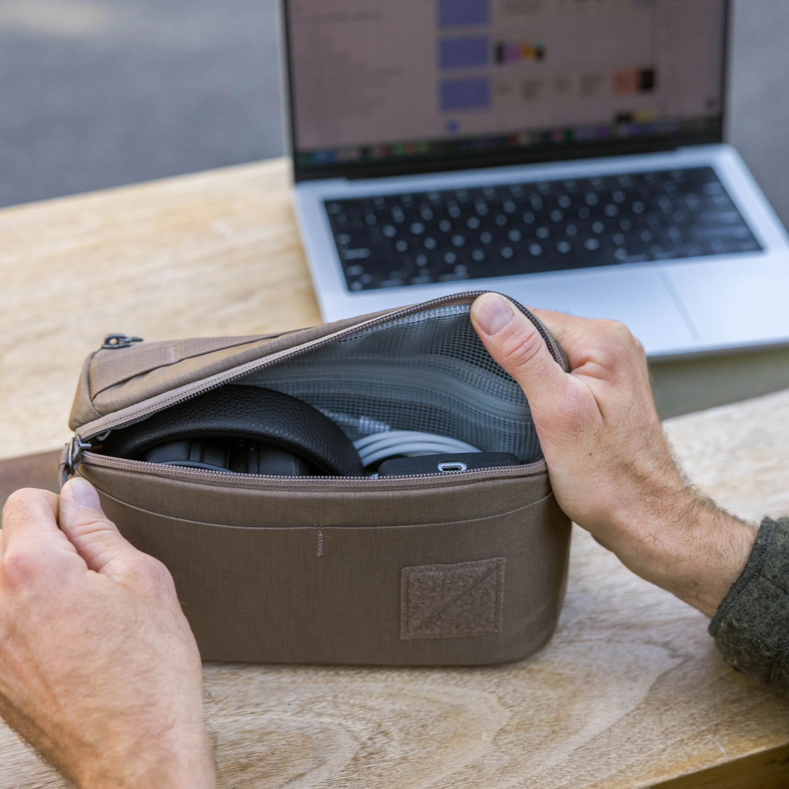 Civic Access Pouch 2 L - Image 41