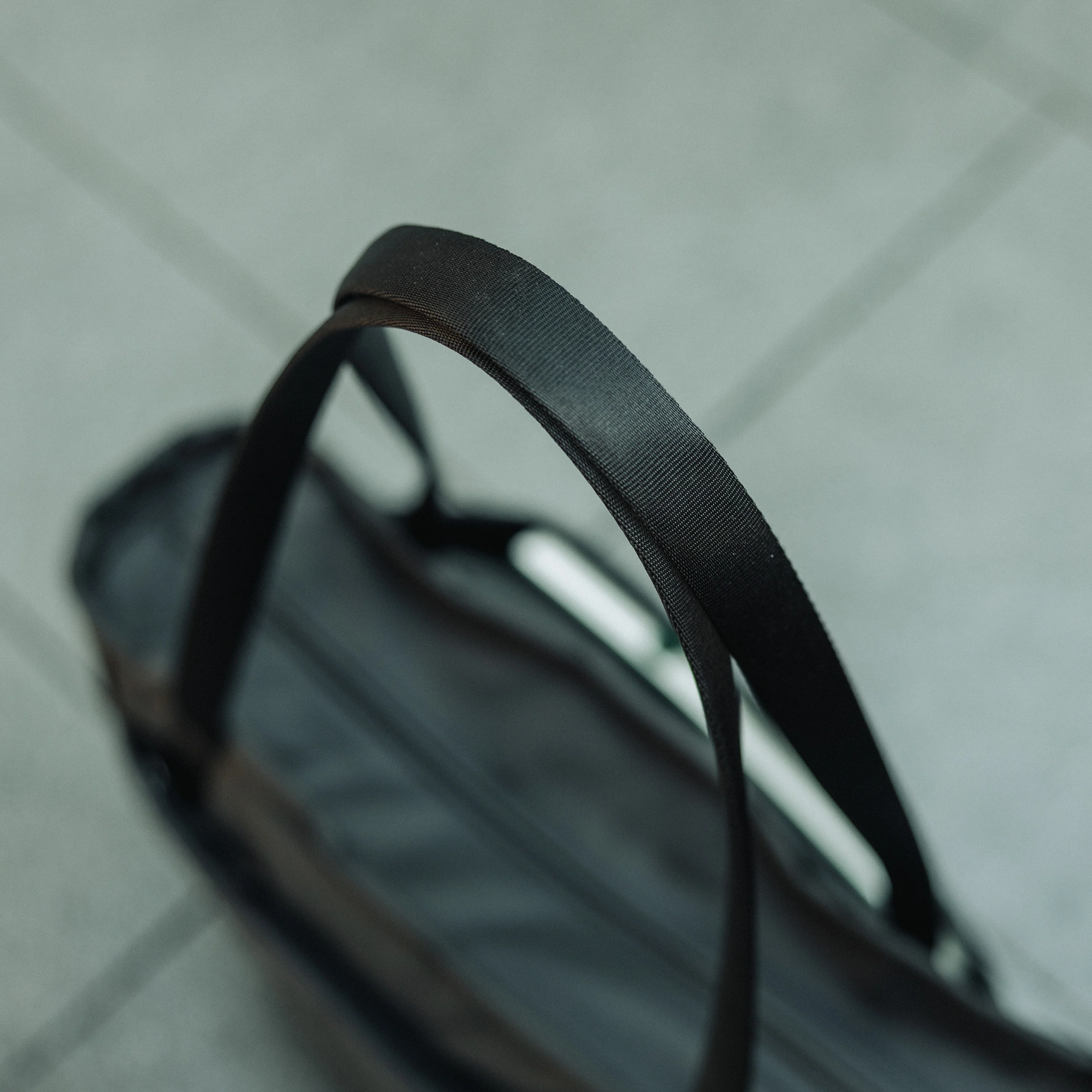 Civic Daily Tote 24 L - Image 11