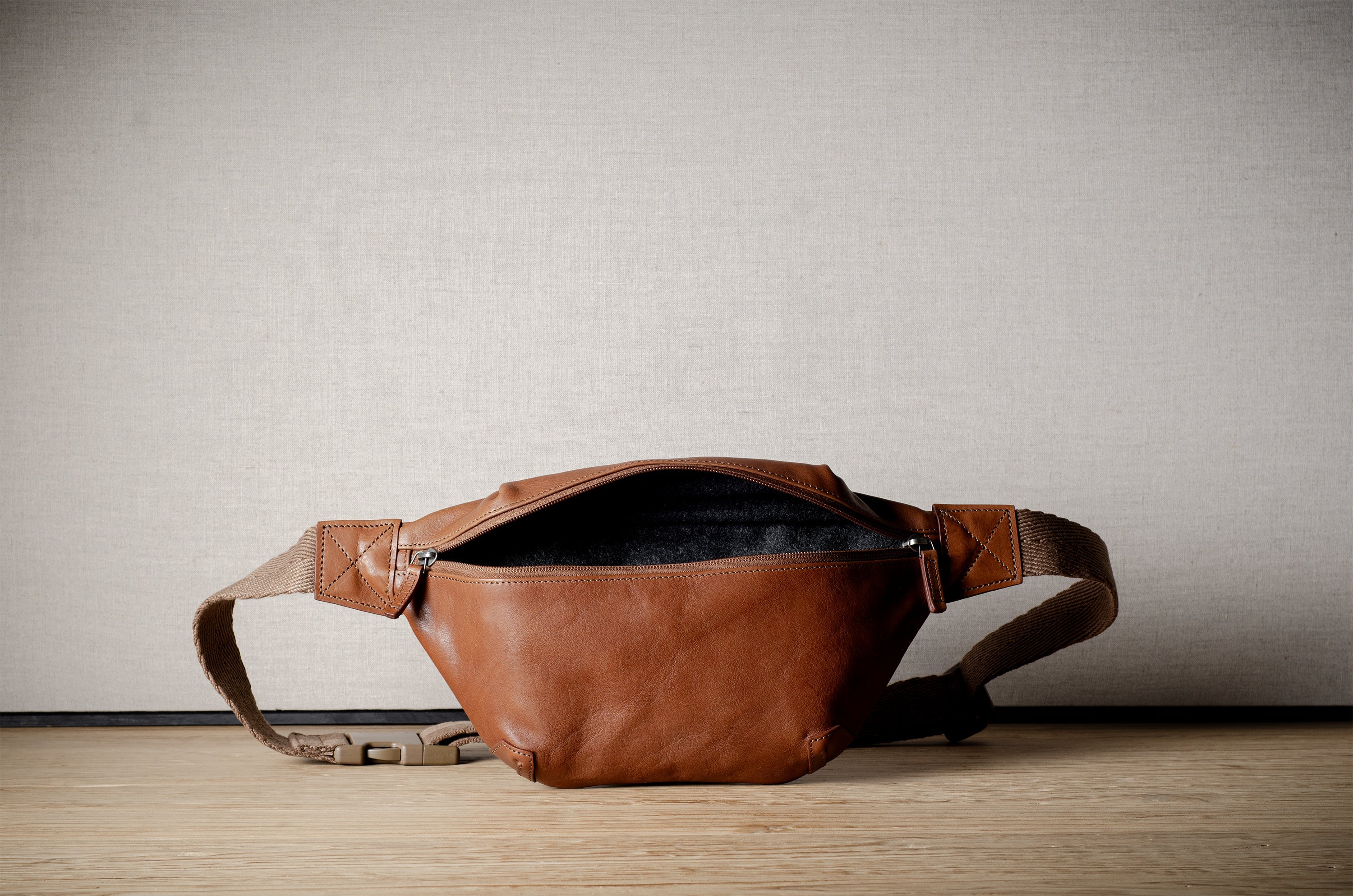 Closest Ally Leather Belt Bag - Image 5