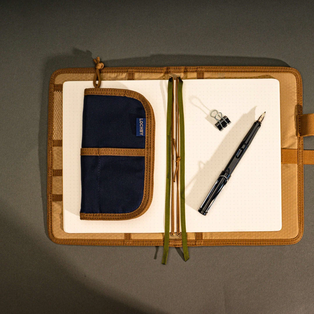 Quattro V2 Pen Organiser - Image 40