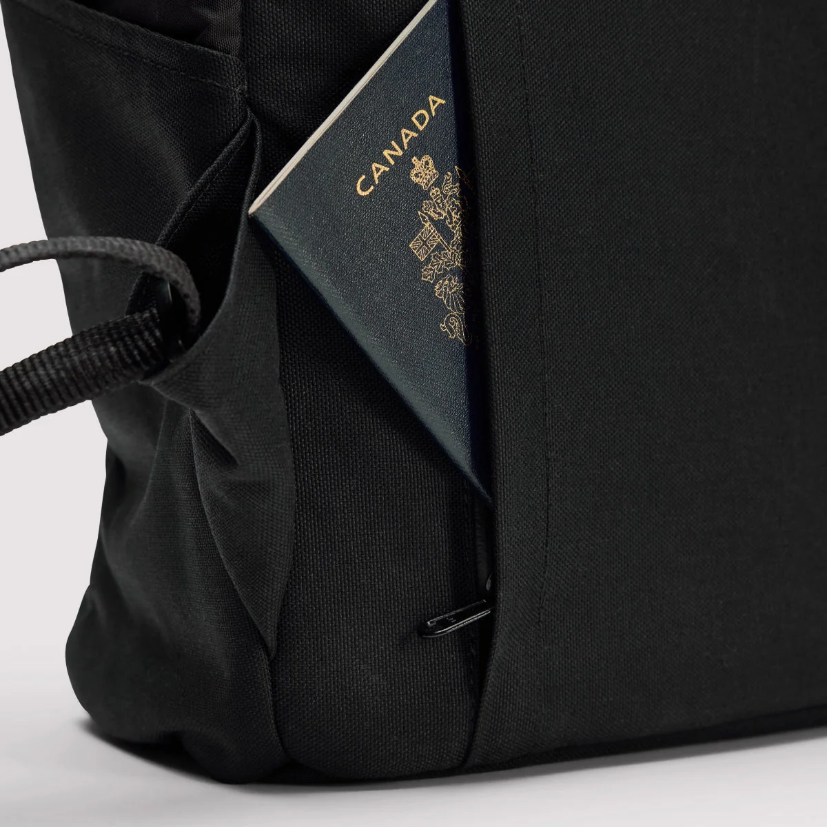 Onyx Backpack - Image 6