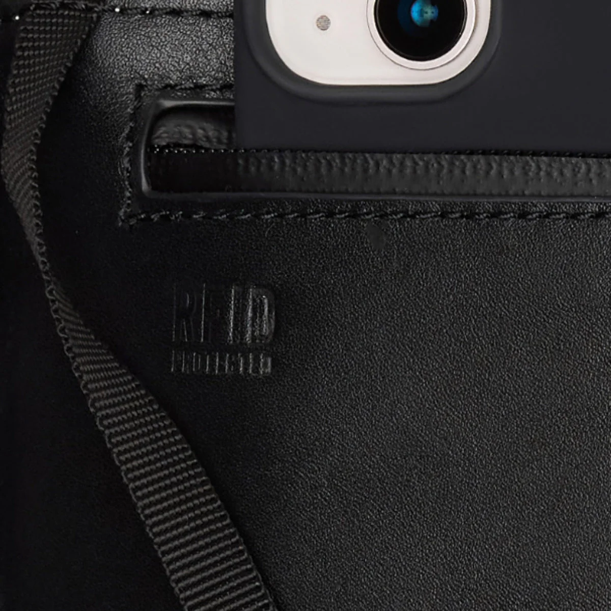 Onyx Backpack - Image 9