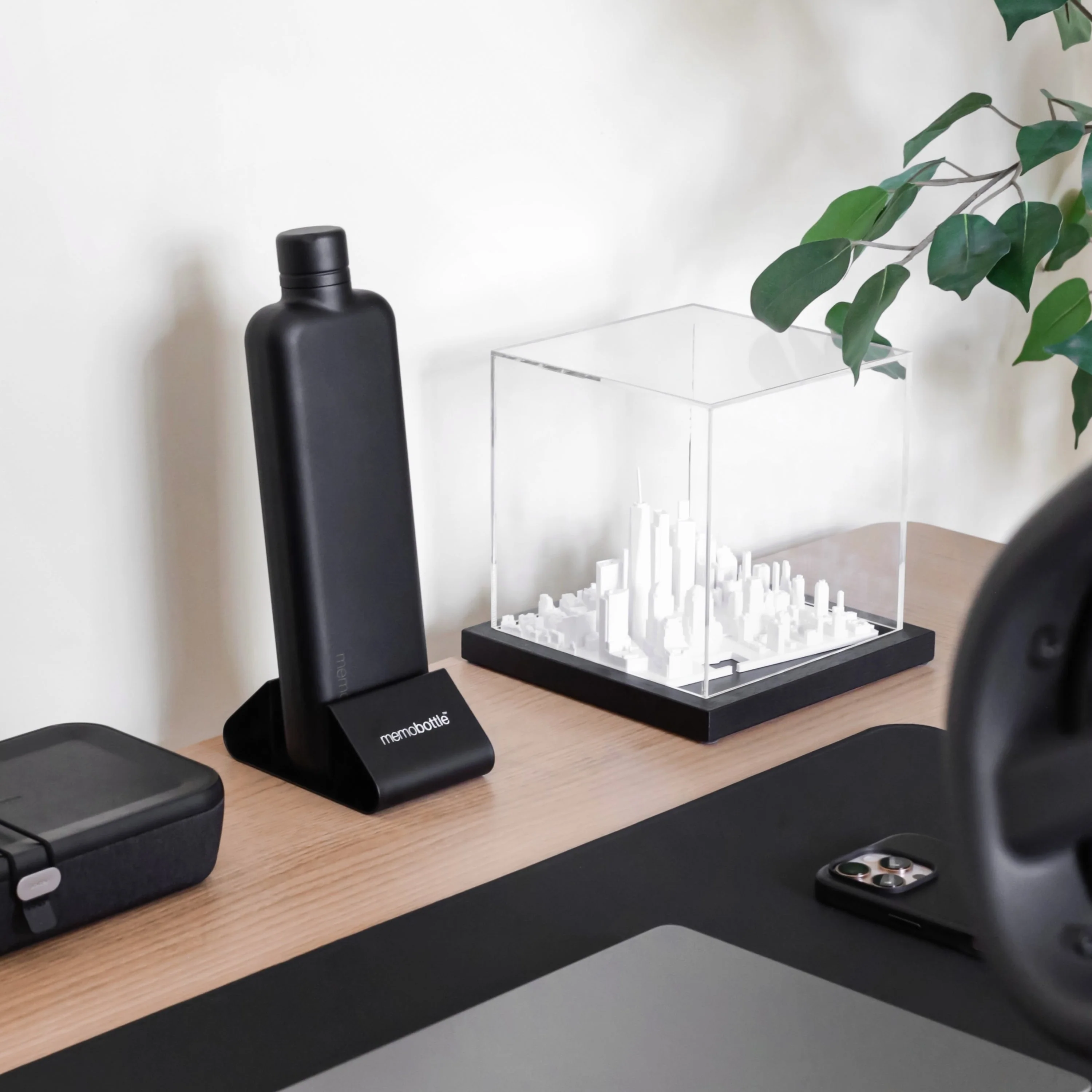 Desk Stand - Image 4