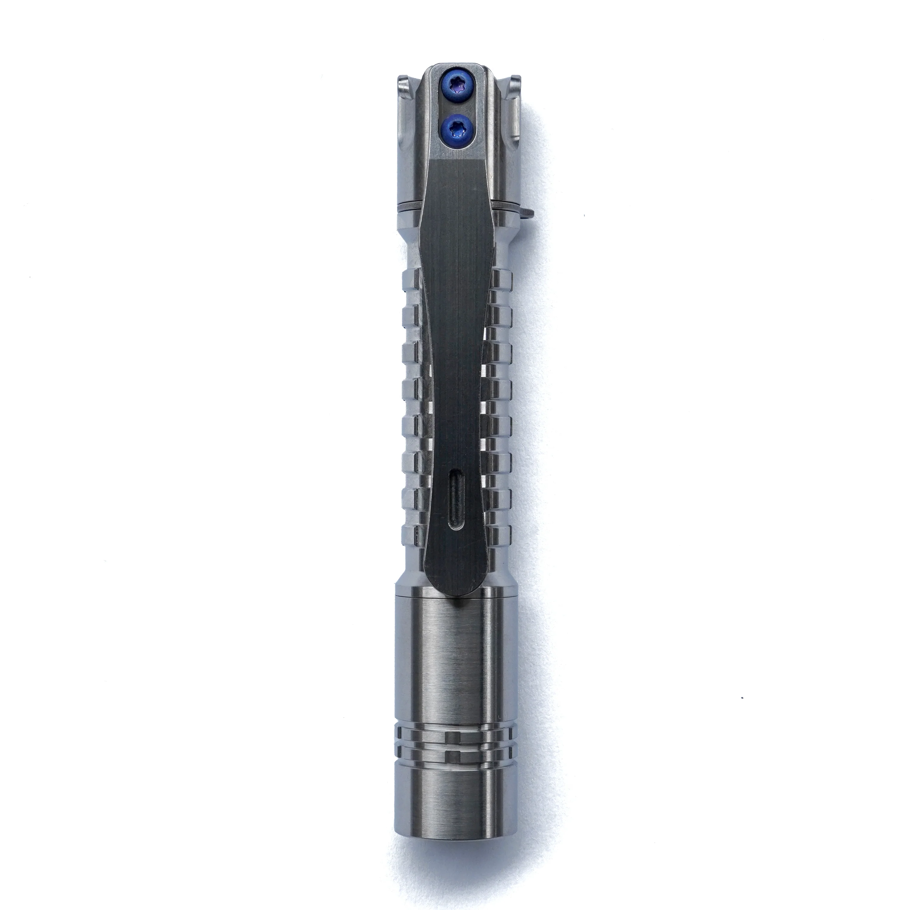 Pineapple Mini MKIII Titanium Flashlight - Image 13