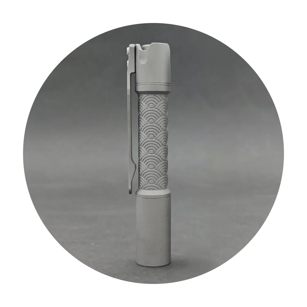 Pineapple Mini MKIII Titanium Flashlight - Image 18