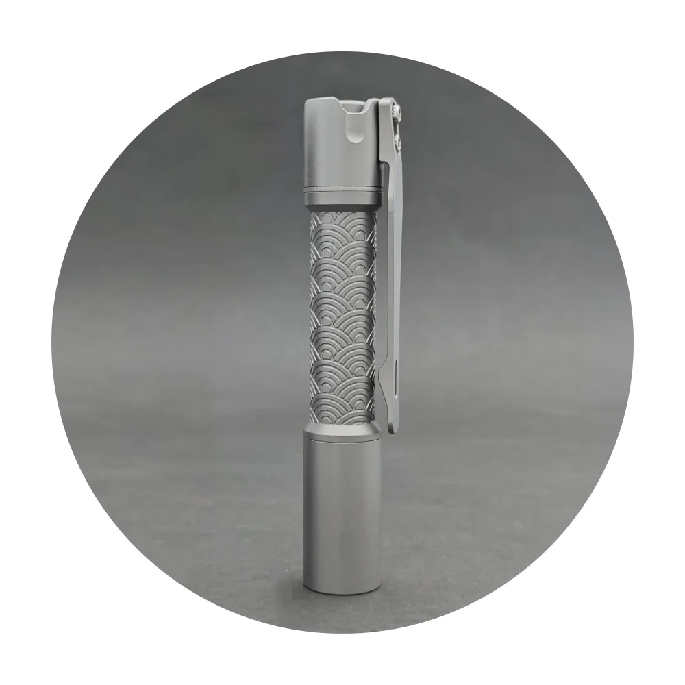 Pineapple Mini MKIII Titanium Flashlight - Image 19