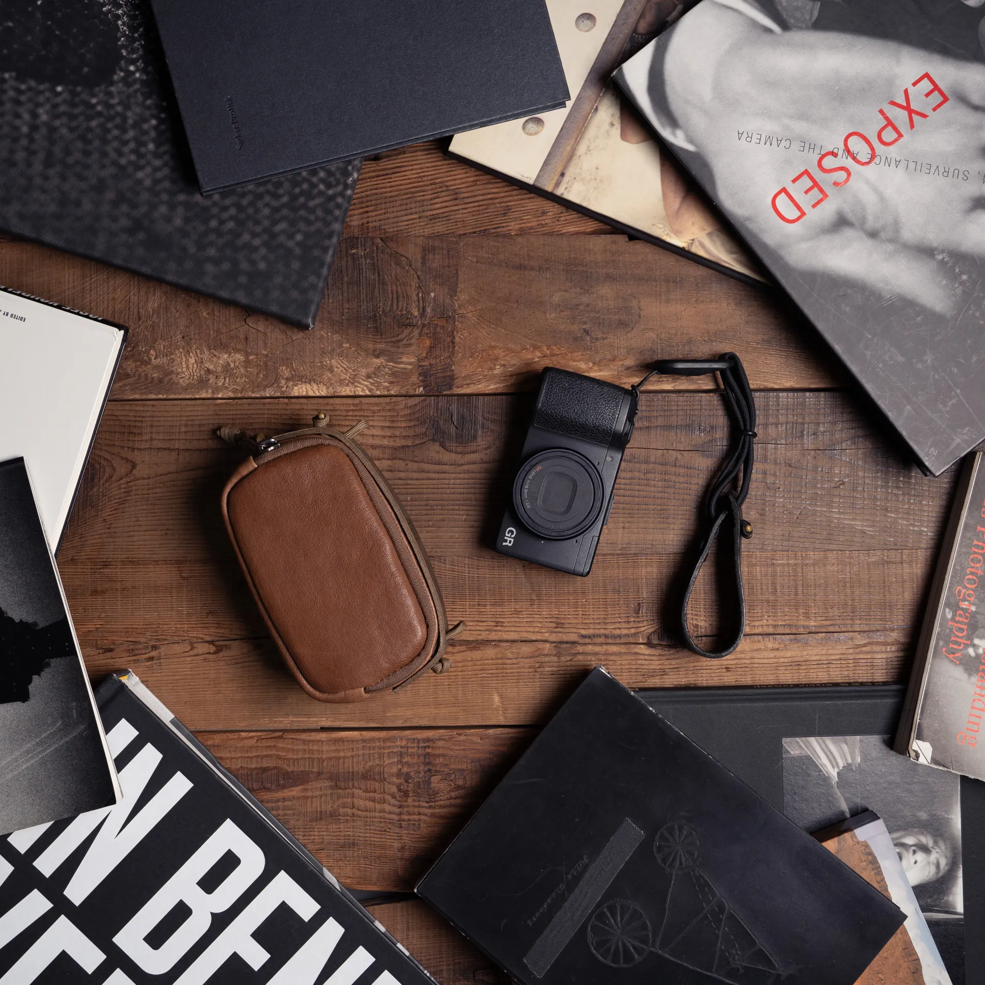 Full Leather Portable Camera Pouch - Image 6