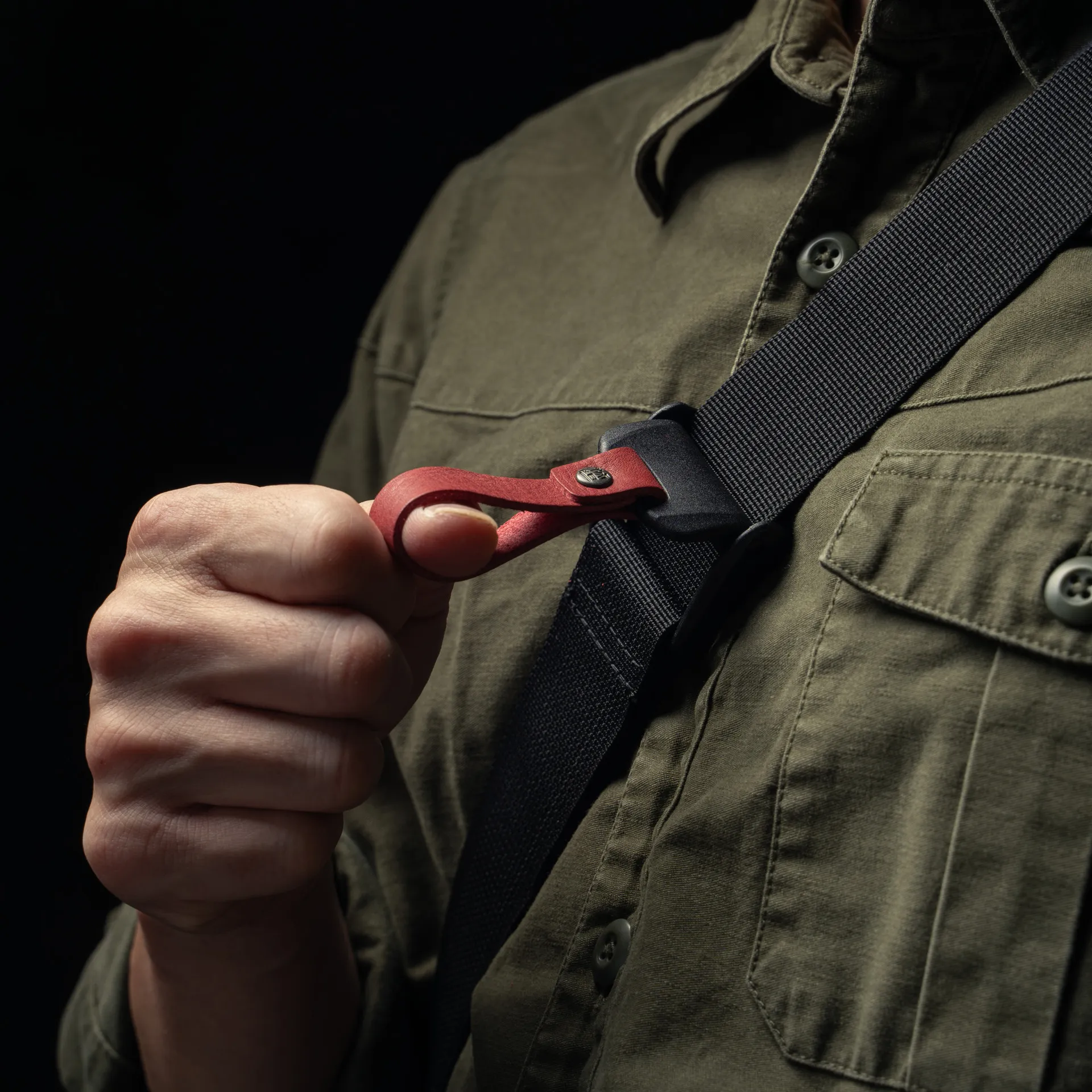 Pilot Leather Travel Camera Bag 7 L - Image 23