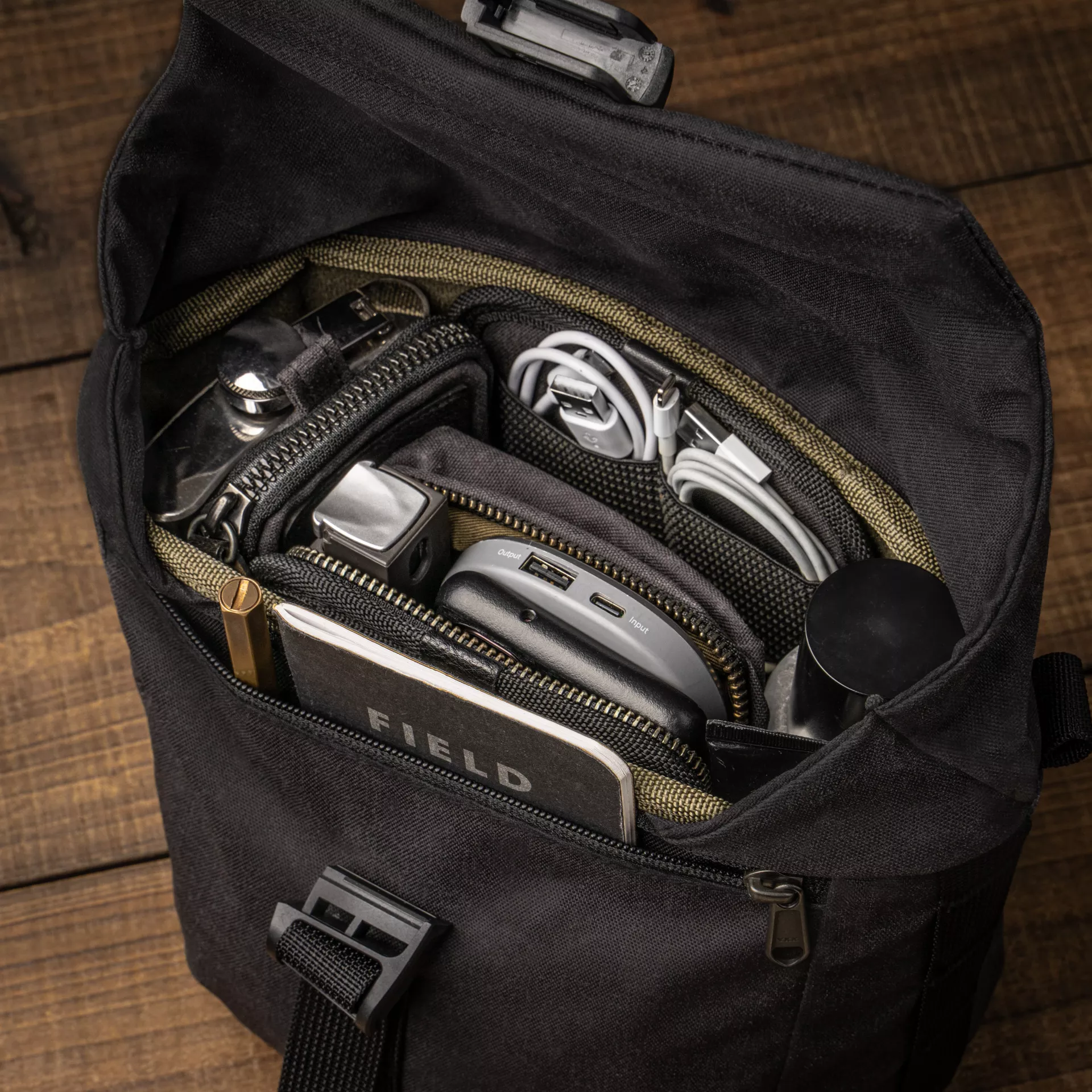 Pilot Travel Camera Bag 3.5 L - Image 19